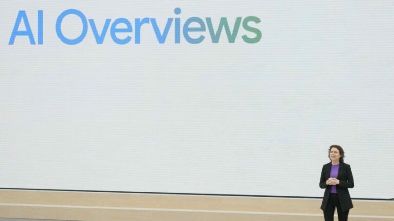 Liz Rid, šefica pretrage u Guglu, govori na Google I/O događaju u Mauntin Vjuu, Kalifornija, u utorak, 14. maja 2024. (AP Photo/Jeff Chiu)