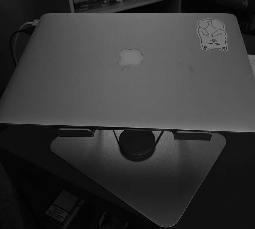 postolje za laptop